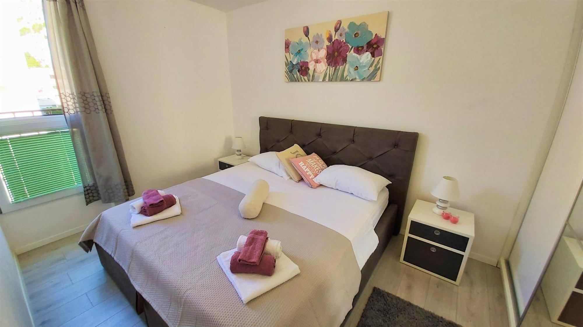 Apartment Punta Омиш Экстерьер фото