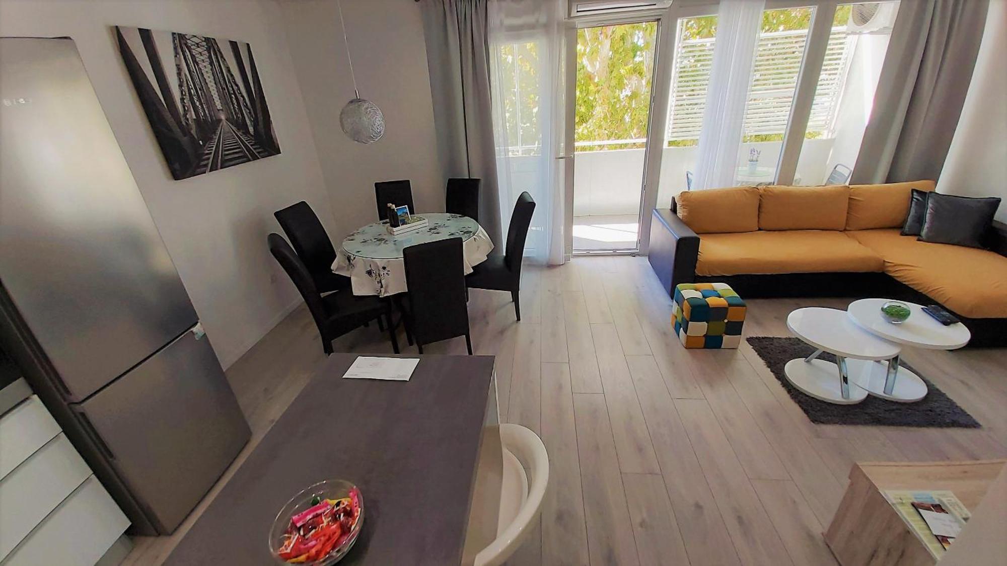 Apartment Punta Омиш Экстерьер фото